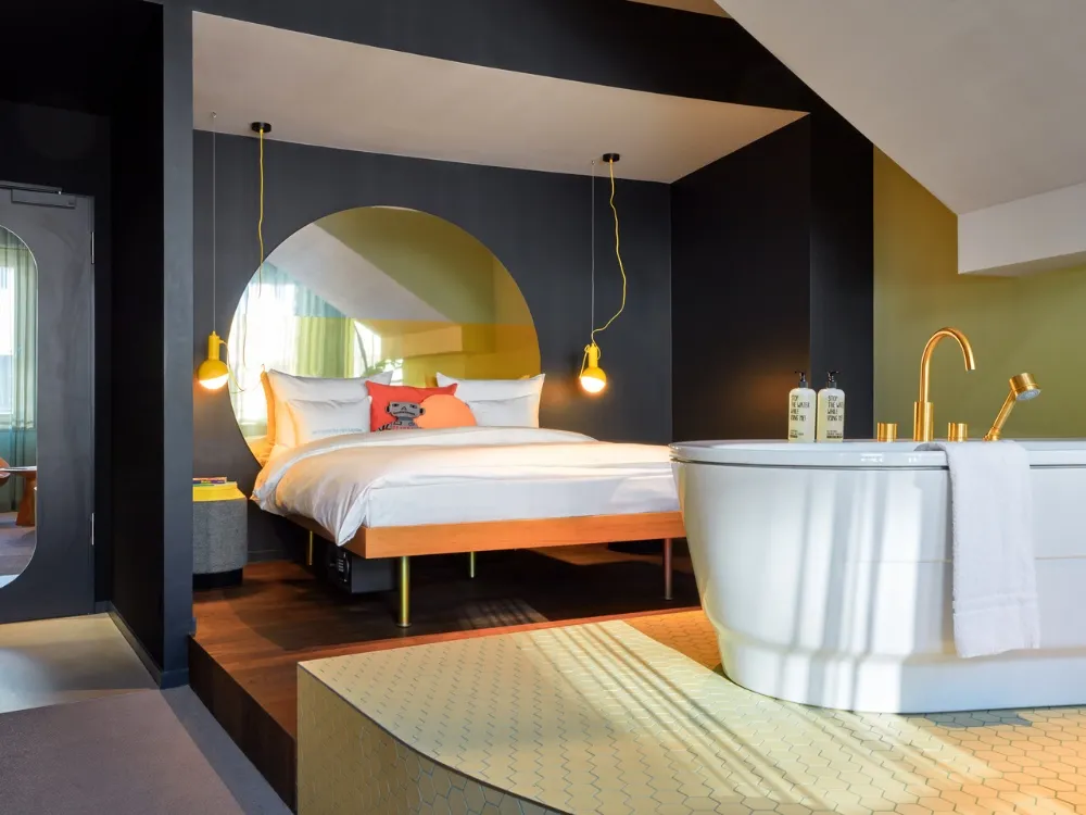 25h_thecircle_roomspage_extralarge4